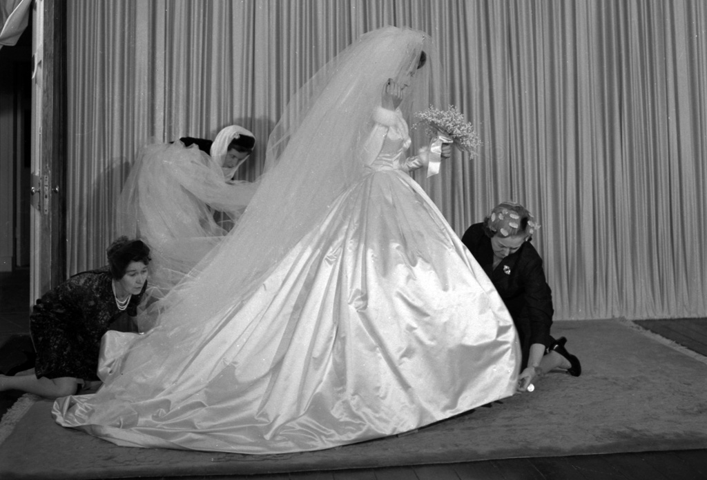 Lady Pamela Mountbatten, younger daughter of Earl Mountbatten, pictured in her superb wedding dress designed by Worth, for her marriage to interior designer, David Hicks at Romsey Abbey, Hampshire in January 1960. Date: 1960