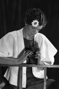 Mrs Middleton (Madame Yevonde), pictured as a young woman in the 1930s with lens board.
