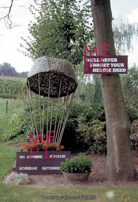 : 101st Airborne Division Memorial Parachute, Paulushoeve : 101st Airborne Division Memorial Parachute, Paulushoeve