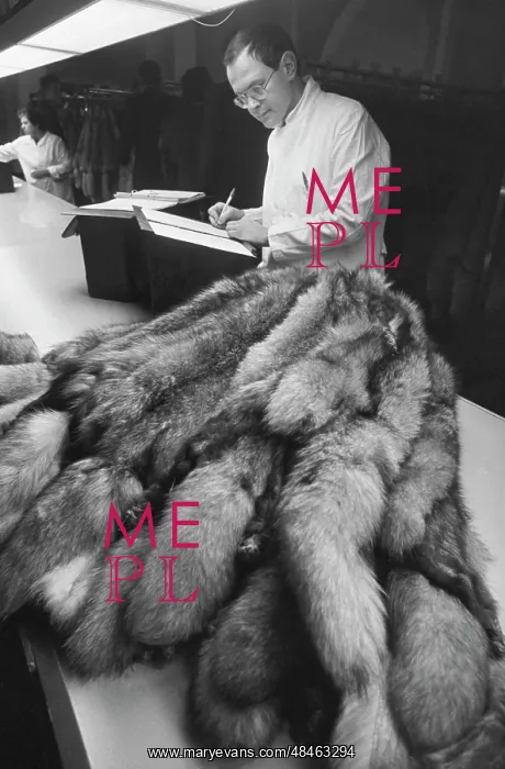 : 105th fur auction : 105th fur auction