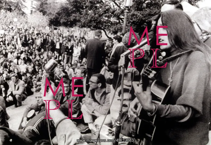 : 12-2-64 BERKELEY, CALIf.: Folk singer Joan ? : 12-2-64 BERKELEY, CALIf.: Folk singer Joan ?
