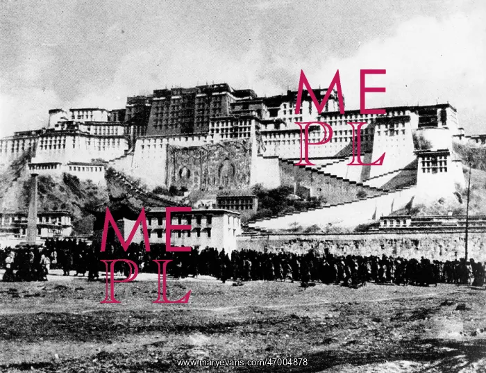  : The 14th Dalai Lama 1935 -