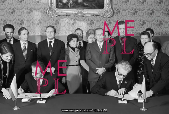 : 15th session of intergovernmental Soviet-Hungarian : 15th session of intergovernmental Soviet-Hungarian