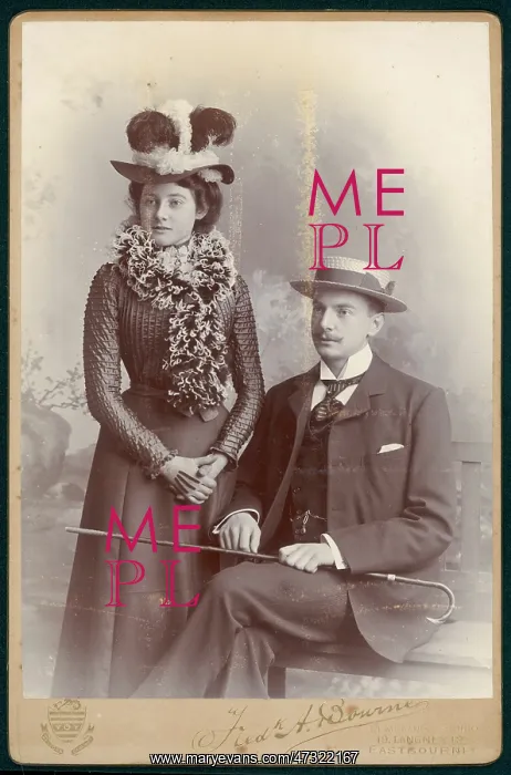  : 1890s Couple