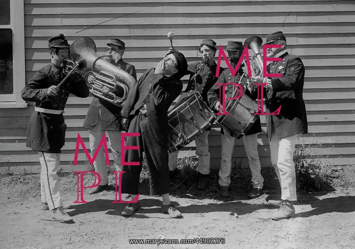 : 1910s 1920s funny intoxicated man singing surrounded : 1910s 1920s funny intoxicated man singing surrounded