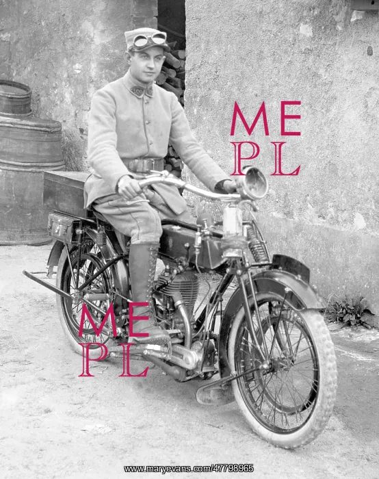 : 1915 BSA Model K with despatch rider : 1915 BSA Model K with despatch rider
