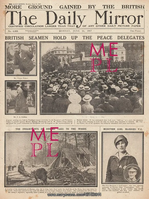 : 1917 Daily Mirror Protest in Trafalgar Square : 1917 Daily Mirror Protest in Trafalgar Square