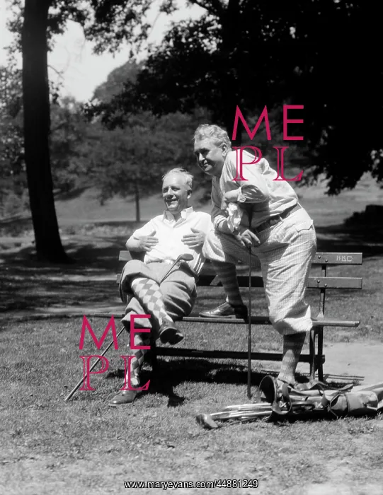 : 1920s 1930s 2 Senior Men At Golf : 1920s 1930s 2 Senior Men At Golf