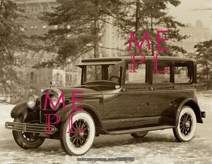  : 1920s Cadillac