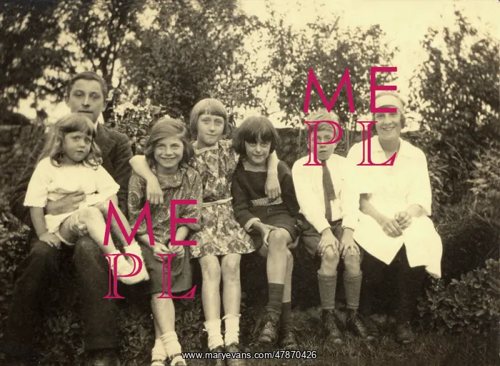 : 1920s children : 1920s children