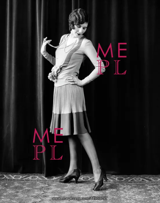 : 1920s Flapper Woman Posing Hand : 1920s Flapper Woman Posing Hand