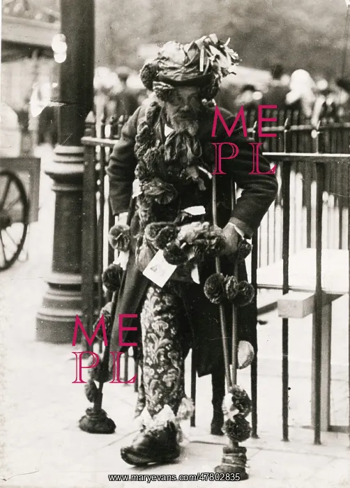 : 1920s The Hague Netherlands - one legged beggar : 1920s The Hague Netherlands - one legged beggar