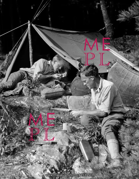  : 1920s Two Men At Primitive Campsite