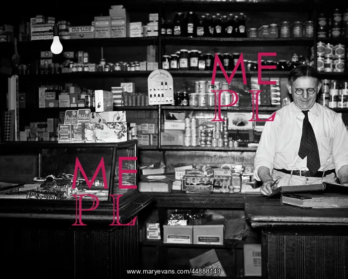  : 1930s GENERAL STORE INTERIOR GROCER OWNER BEHIND