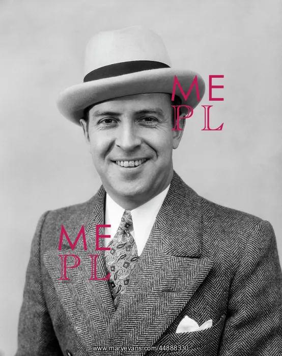 : 1930s Head & Shoulder Portrait : 1930s Head & Shoulder Portrait