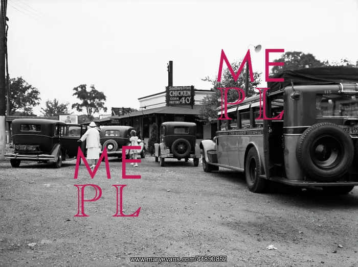 : 1930s Roadside Diner Restaurant : 1930s Roadside Diner Restaurant