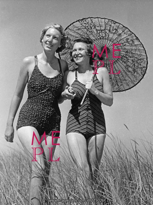 : 1930's Swimwear : 1930's Swimwear