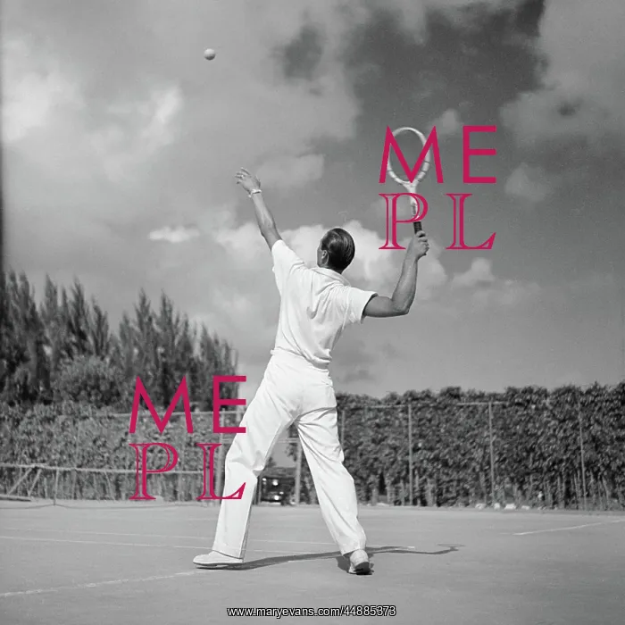  : 1930s Back View Of Man Playing