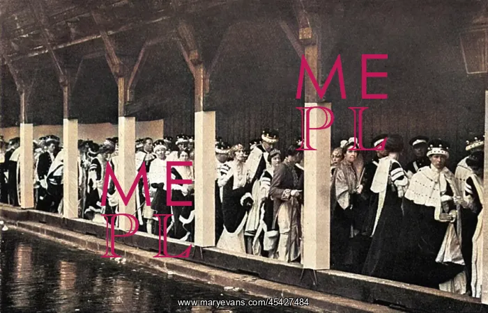 : 1937 Coronation - Abbey guests stranded in rain after ceremo : 1937 Coronation - Abbey guests stranded in rain after ceremo