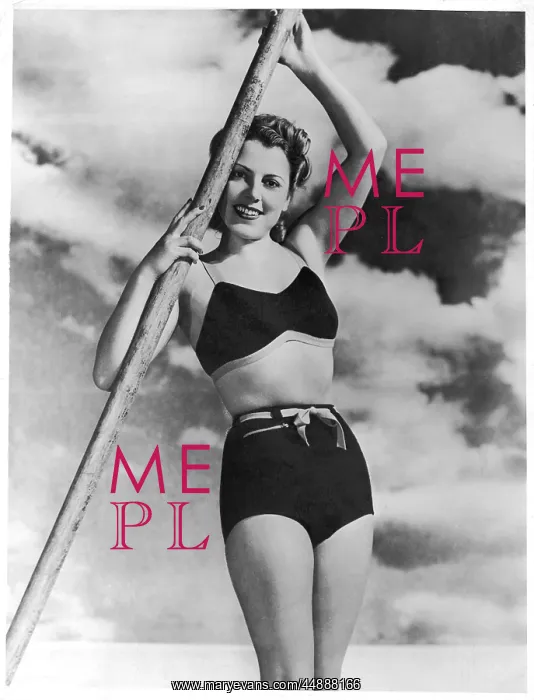 : 1940 BIKINI GIRL : 1940 BIKINI GIRL