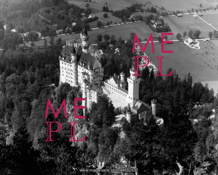  : 1940s Aerial Of Neuschwanstein