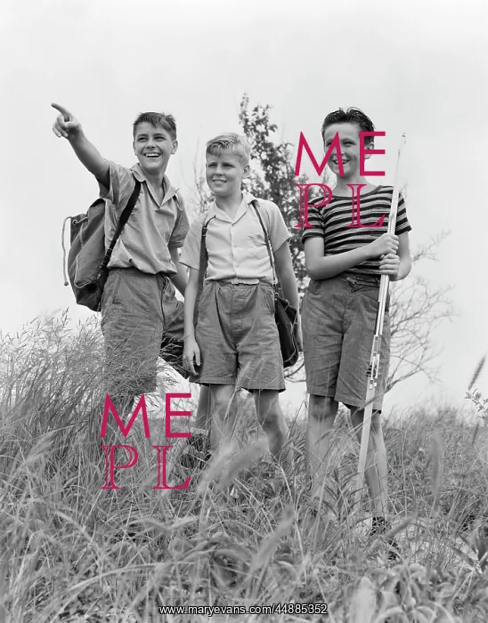  : 1940s Three Boys Hiking Field