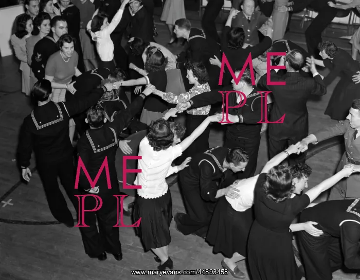: 1940s Crowd Group Men Women Dancing : 1940s Crowd Group Men Women Dancing