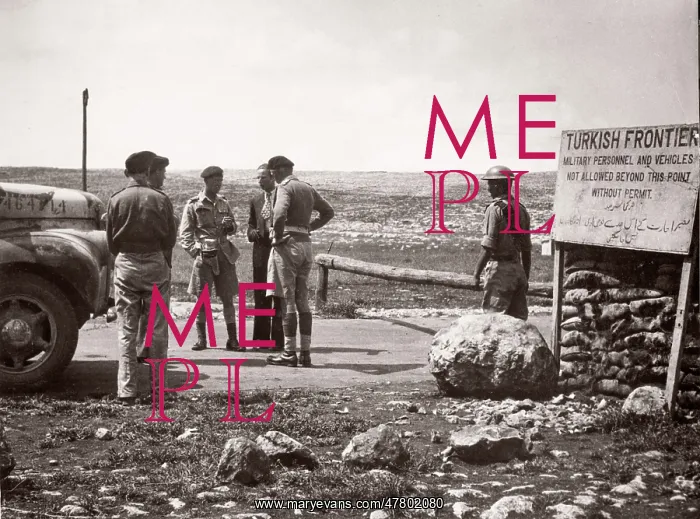 : 1943 - border crossing between Syria and Turkey : 1943 - border crossing between Syria and Turkey