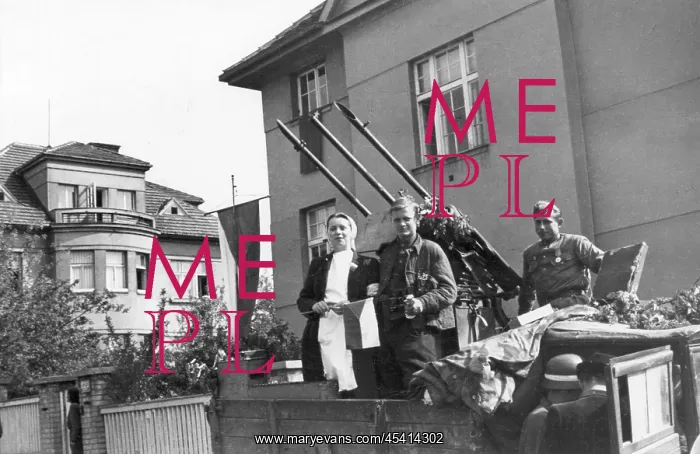 : 1945 - WW2 - The liberation of Prague : 1945 - WW2 - The liberation of Prague