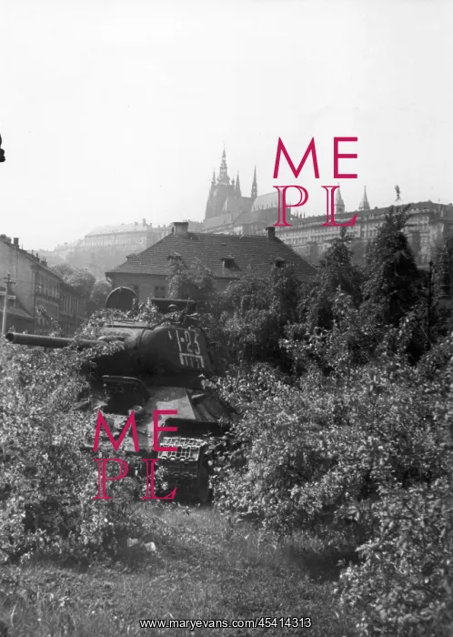 : 1945 - WW2 - The liberation of Prague : 1945 - WW2 - The liberation of Prague
