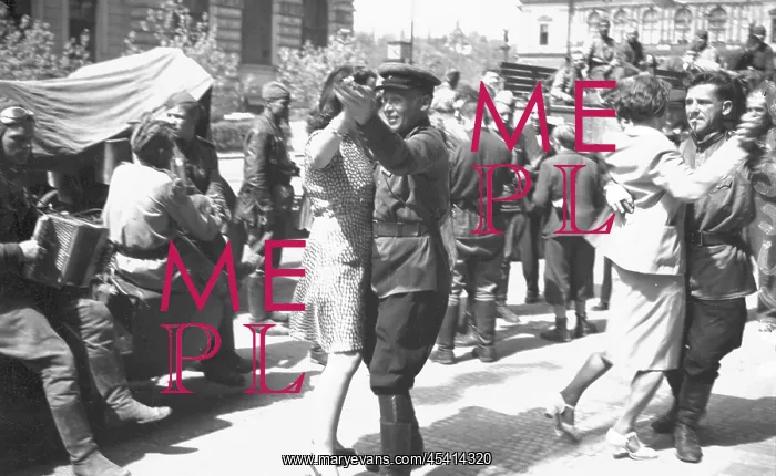: 1945 - WW2 - The liberation of Prague : 1945 - WW2 - The liberation of Prague
