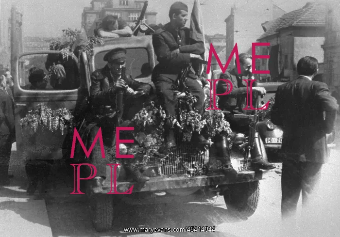 : 1945 - WW2 - The liberation of Prague : 1945 - WW2 - The liberation of Prague