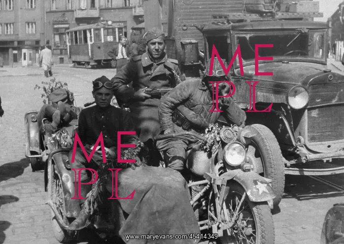 : 1945 - WW2 - The liberation of Prague : 1945 - WW2 - The liberation of Prague