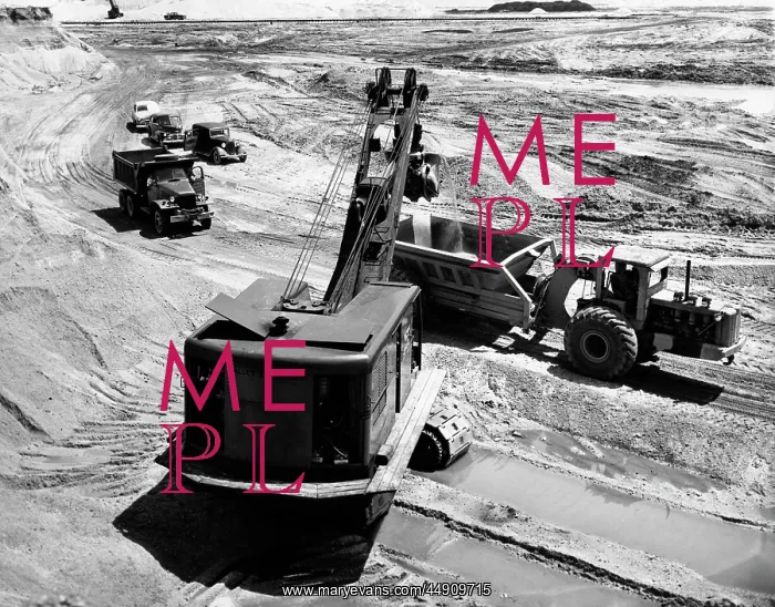 : 1950s construction site excavation gravel pit : 1950s construction site excavation gravel pit