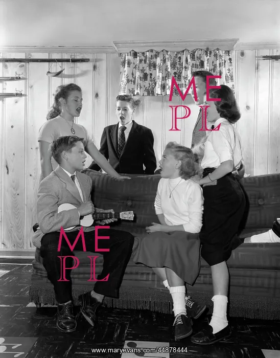 : 1950s Group Six Teenagers Three : 1950s Group Six Teenagers Three