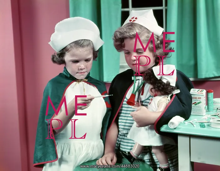 : 1950s Two Little Girls Playing : 1950s Two Little Girls Playing