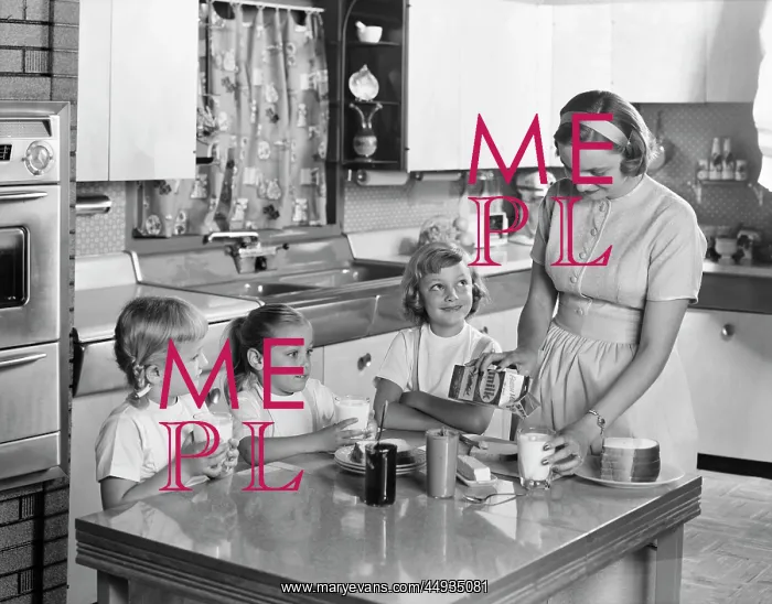 : 1950s Mother Three Daughters Standing Around Kitchen Tabl : 1950s Mother Three Daughters Standing Around Kitchen Tabl