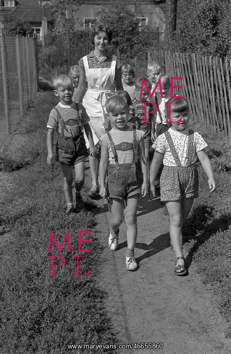 : 1950s nursery school : 1950s nursery school