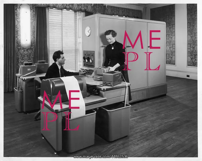 : 1950S OFFICE COMPUTER : 1950S OFFICE COMPUTER