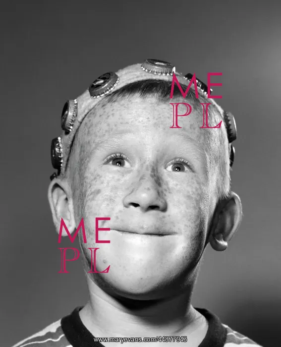  : 1950s Portrait Of Smiling Freckled