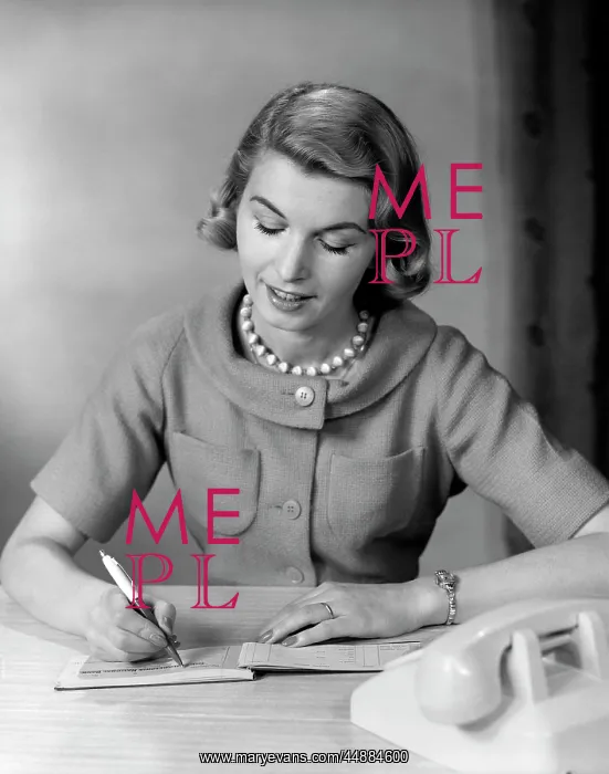  : 1950s Woman Balancing Checkbook