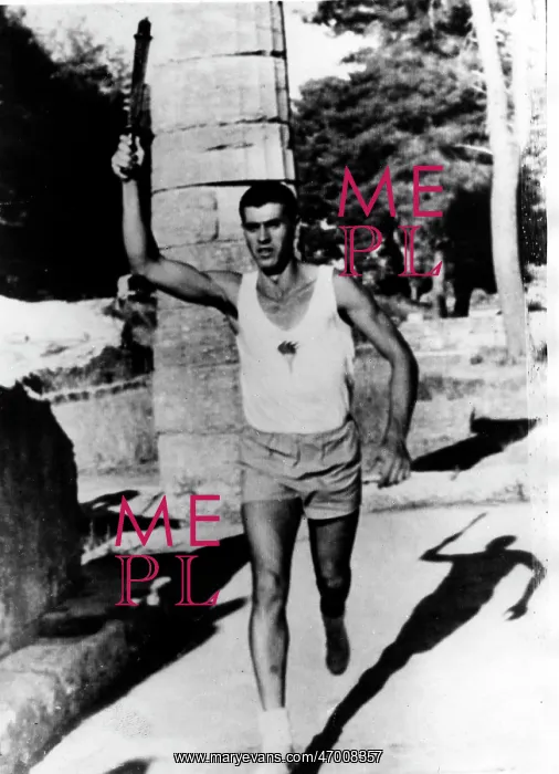 : 1960 Olympic Torch is Carried to Rome : 1960 Olympic Torch is Carried to Rome