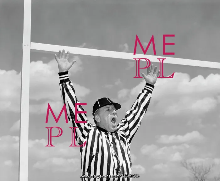  : 1960s AMERICAN FOOTBALL REFEREE MAKING TOUCHDOWN