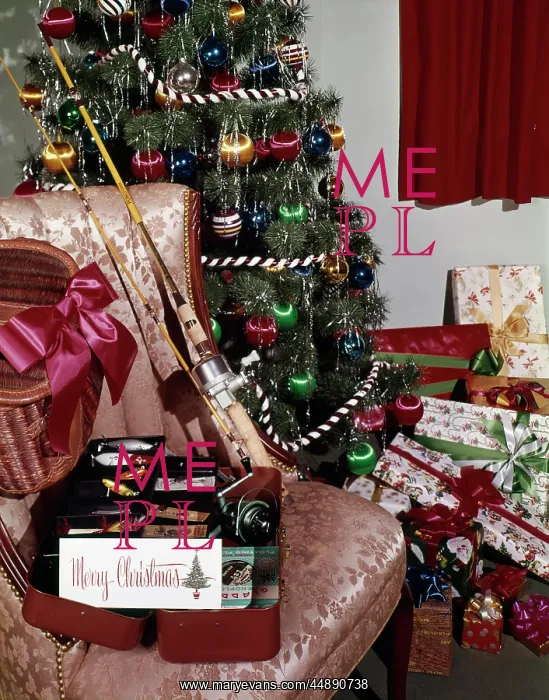 : 1960'S Christmas Tree With Presents : 1960'S Christmas Tree With Presents