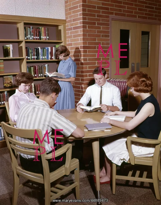 : 1960s College Students Studying : 1960s College Students Studying