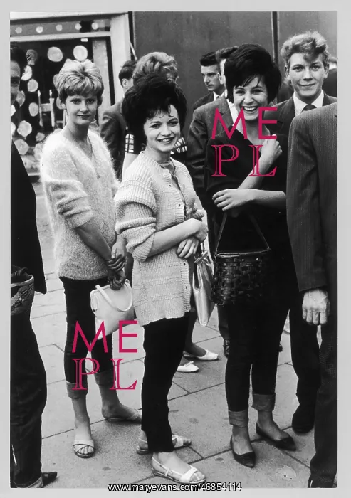 : 1960S FASHIONS / MAYNE : 1960S FASHIONS / MAYNE