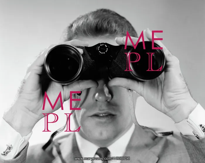 : 1960s HEAD-ON CLOSE-UP OF MAN LOOKING THROUGH : 1960s HEAD-ON CLOSE-UP OF MAN LOOKING THROUGH
