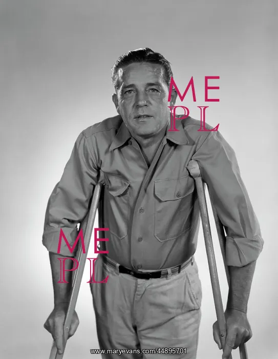  : 1960s Man On Crutches