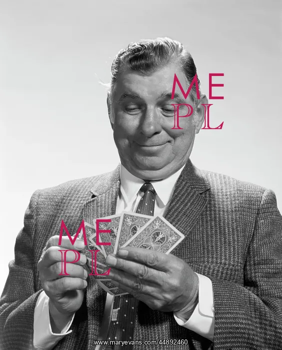  : 1960s Man Smiling Looking Hand
