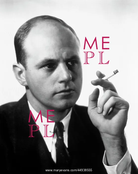  : 1960s Portrait Of Man Smoking